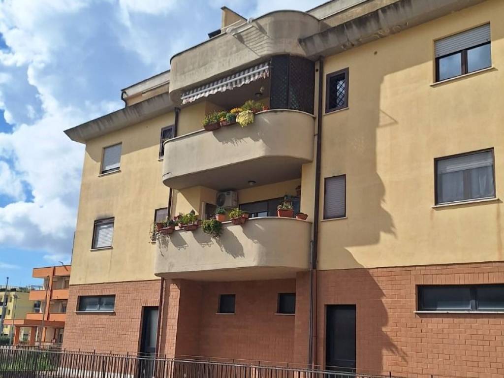 appartamento in vendita a Latina in zona Acciarella