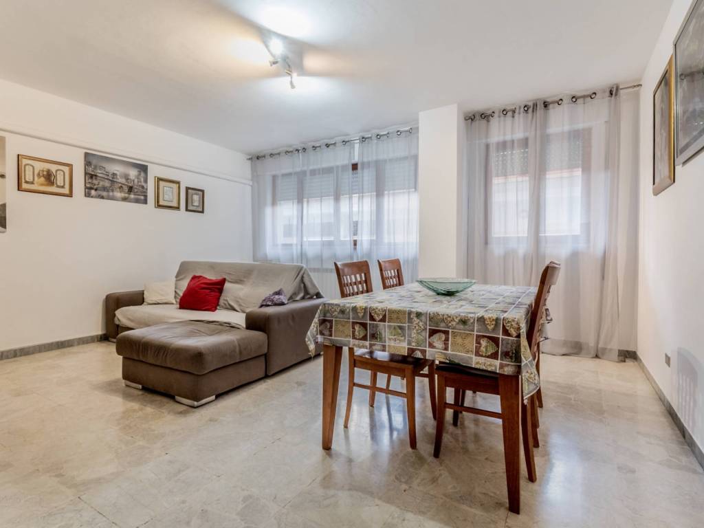 appartamento in vendita a Latina in zona Centro Città