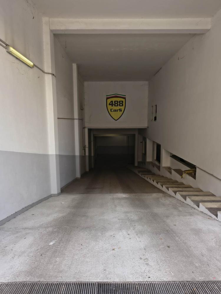 locale di sgombero in vendita a Latina in zona Centro Città