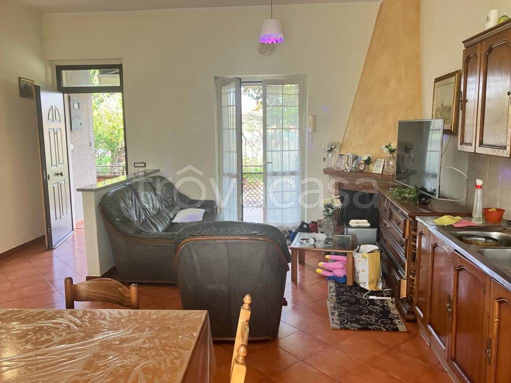 casa indipendente in vendita a Latina in zona Borgo San Michele