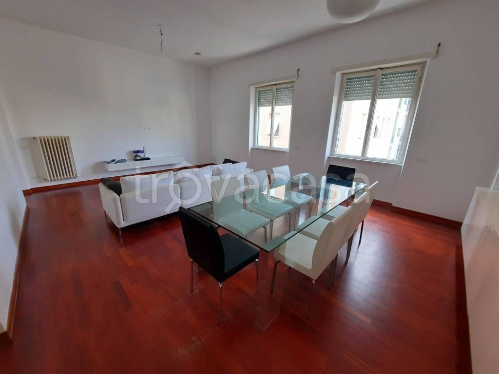 appartamento in vendita a Latina in zona Centro Città