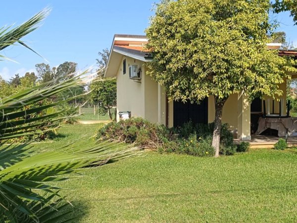 casa indipendente in vendita a Latina in zona Borgo Sabotino
