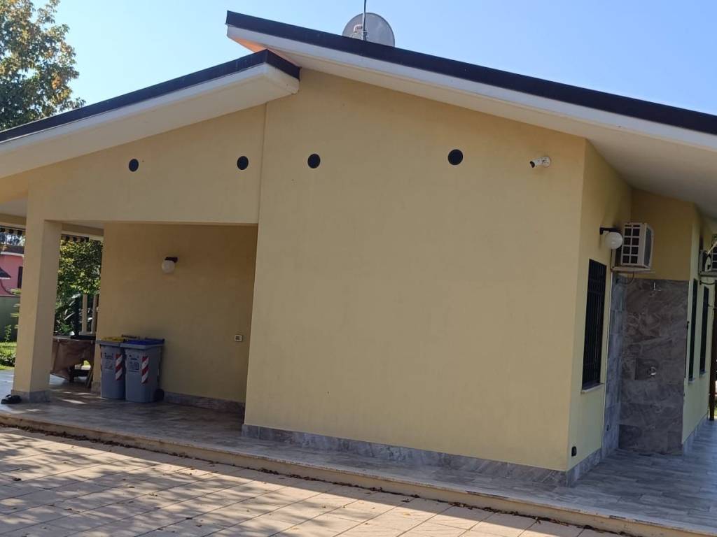 casa indipendente in vendita a Latina in zona Borgo Sabotino