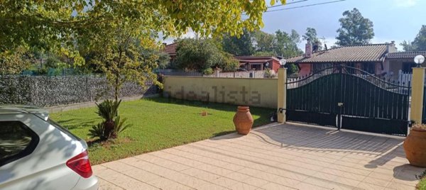appartamento in vendita a Latina in zona Borgo Sabotino