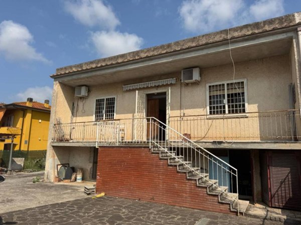 casa indipendente in vendita a Latina in zona Borgo Montello