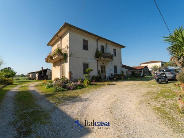 casa indipendente in vendita a Latina in zona Acciarella