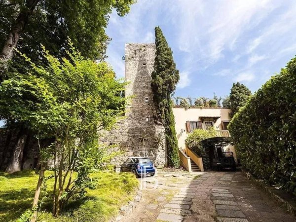 casa indipendente in vendita a Latina