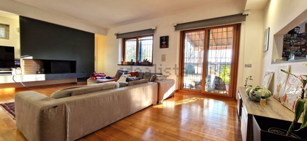 casa indipendente in vendita a Latina in zona Centro Città