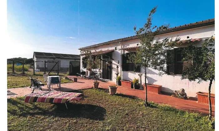 casa indipendente in vendita a Latina in zona Borgo Montello