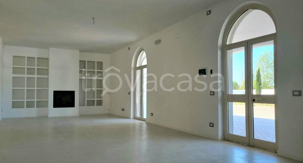 casa indipendente in vendita a Latina in zona Borgo Grappa