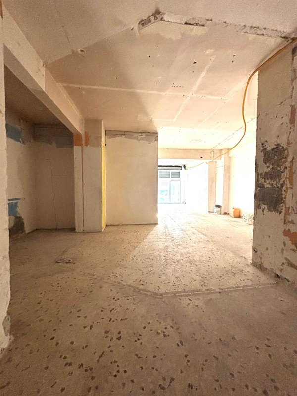 negozio in vendita a Latina in zona Borgo Isonzo