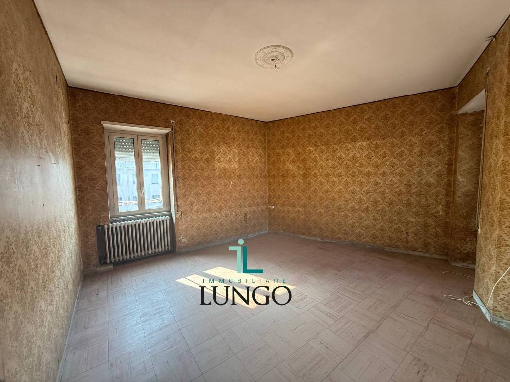 appartamento in vendita a Latina in zona Centro Città