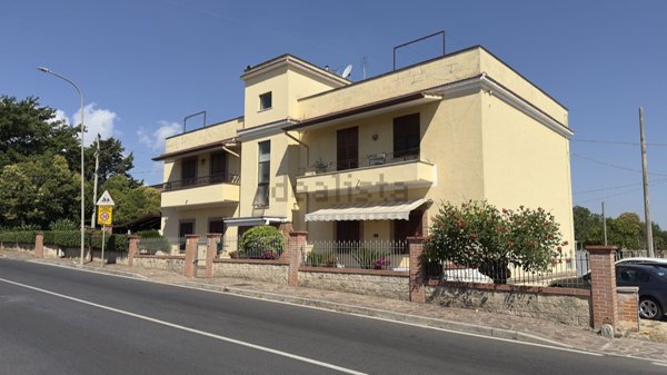 appartamento in vendita a Latina in zona Le Ferriere