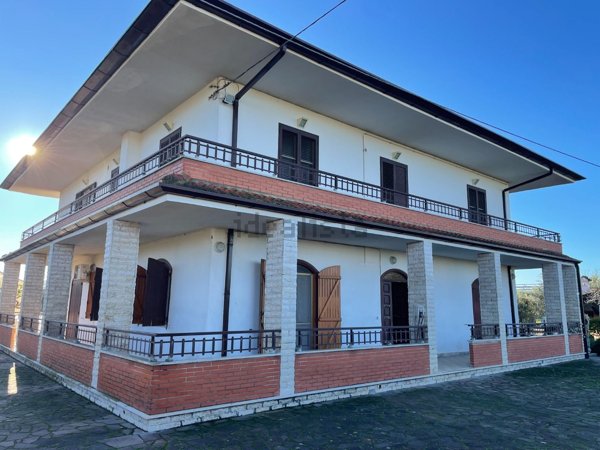 casale in vendita a Latina in zona Borgo Faiti