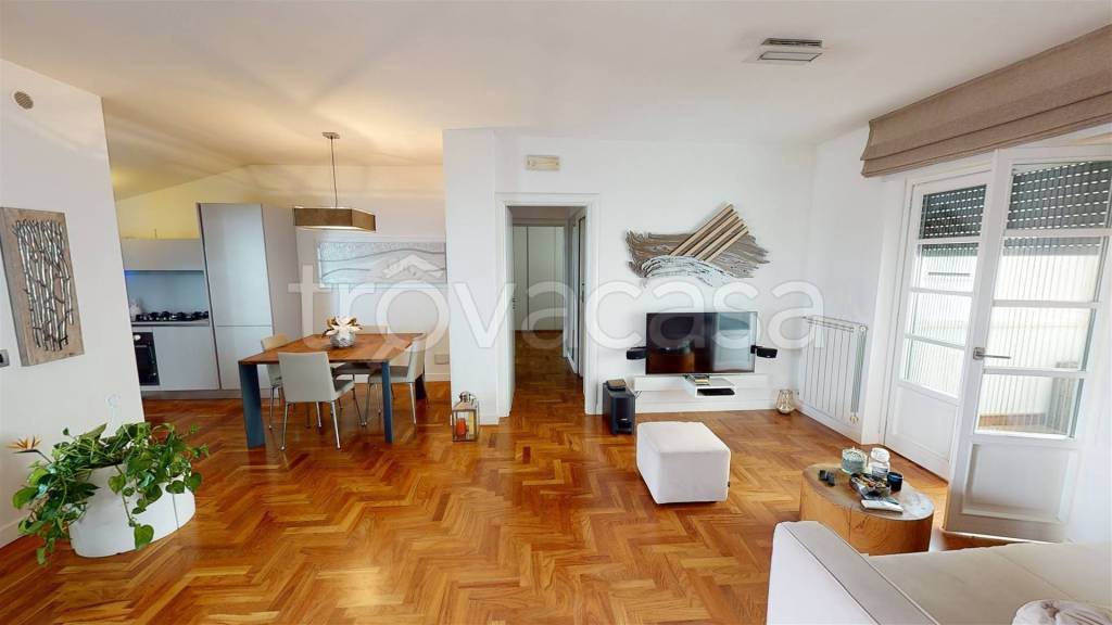 appartamento in vendita a Latina in zona Centro Città