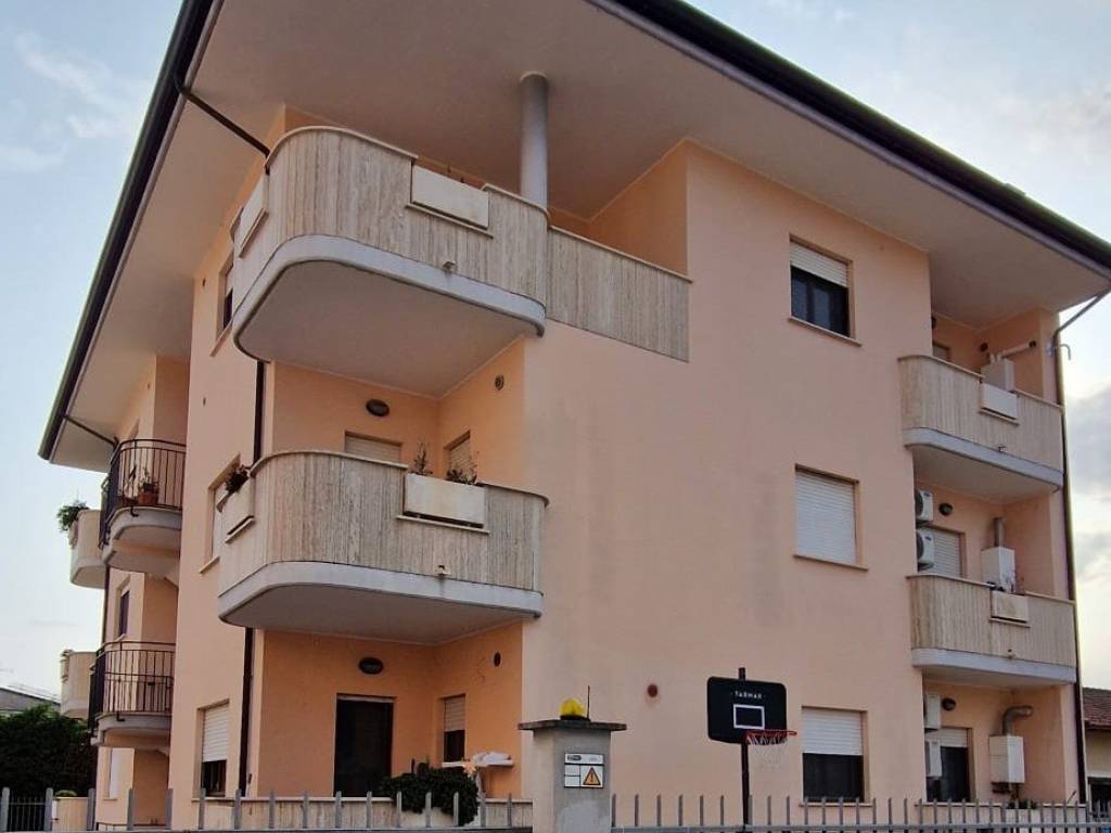 appartamento in vendita a Latina in zona Borgo Grappa