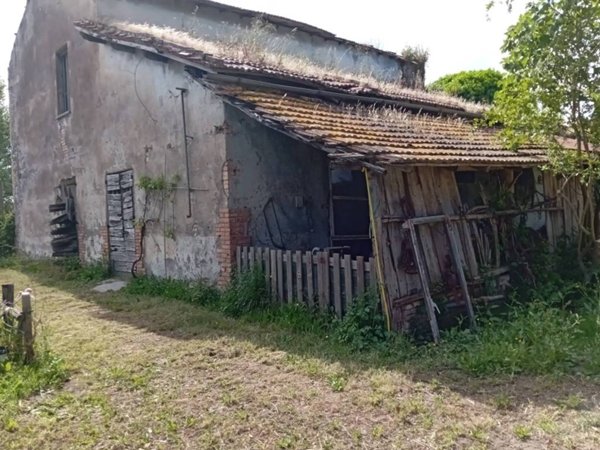 casa indipendente in vendita a Latina in zona Borgo San Michele