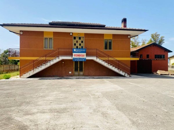 casa indipendente in vendita a Latina in zona Borgo San Michele