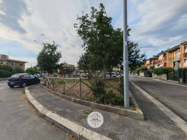 casa indipendente in vendita a Latina in zona Borgo Santa Maria