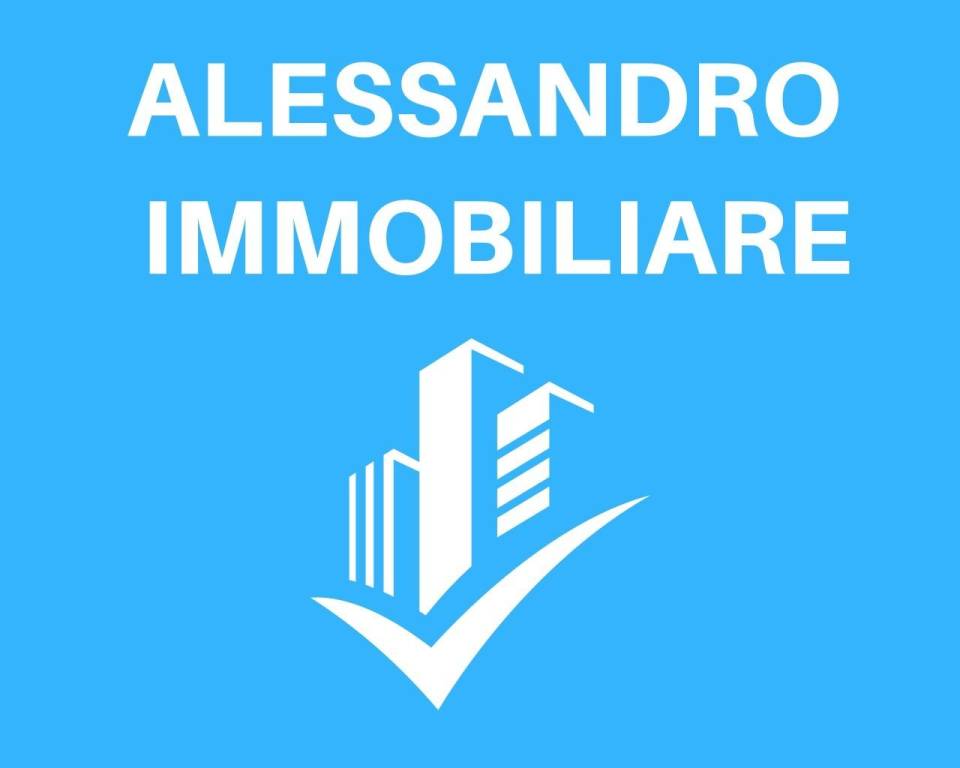 casa indipendente in vendita a Latina
