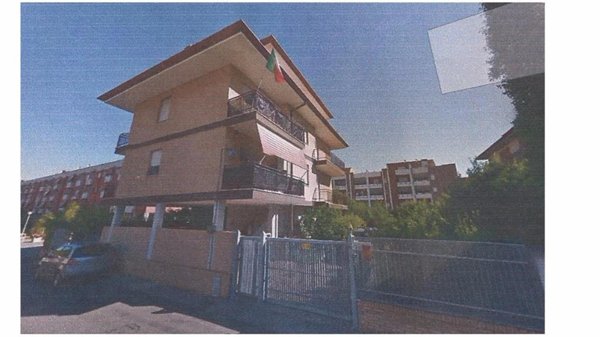 casa indipendente in vendita a Latina in zona Centro Città