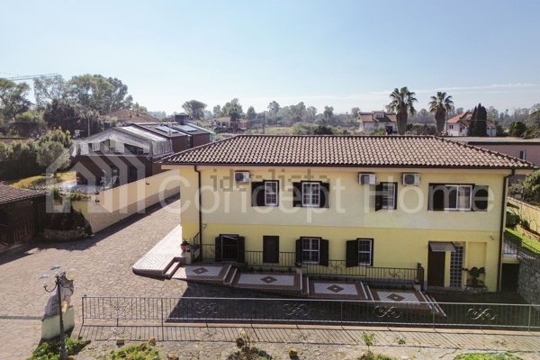 casa indipendente in vendita a Latina in zona Borgo Piave