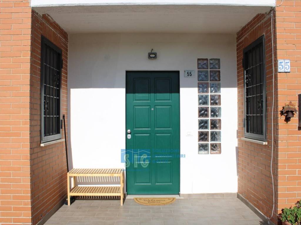 appartamento in vendita a Latina in zona Foce Verde