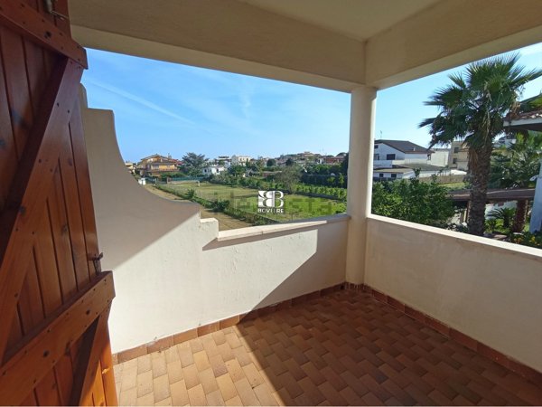 casa indipendente in vendita a Latina