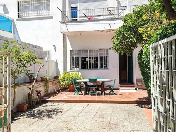 casa indipendente in vendita a Latina in zona Centro Città