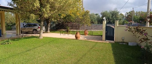 casa indipendente in vendita a Latina in zona Borgo Sabotino