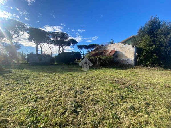 casa indipendente in vendita a Latina