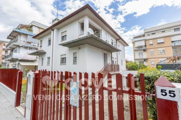 casa indipendente in vendita a Latina in zona Latina Scalo