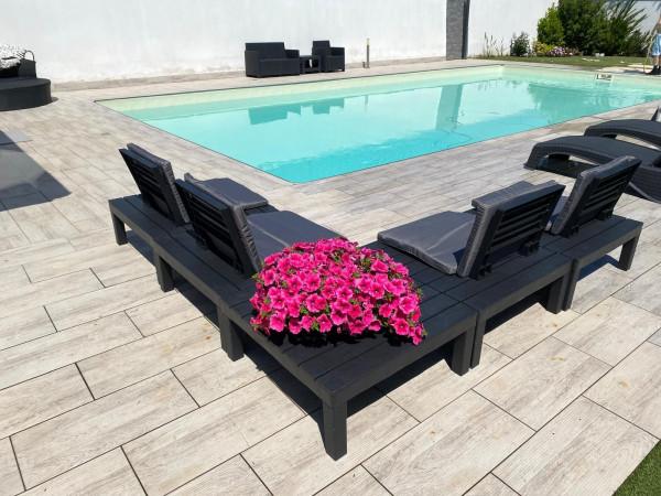 casa indipendente in vendita a Latina in zona Foce Verde