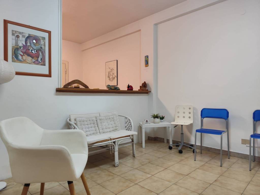 ufficio in vendita a Latina in zona Centro Città