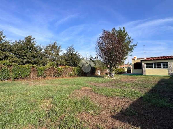 casa indipendente in vendita a Latina in zona Borgo Sabotino