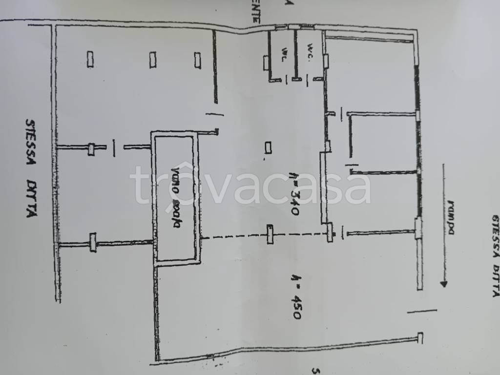 negozio in vendita a Latina