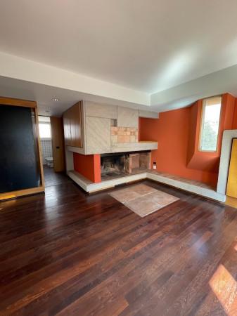 casa indipendente in vendita a Latina in zona Centro Città