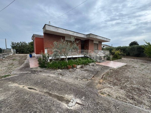 casa indipendente in vendita a Latina in zona Borgo Grappa