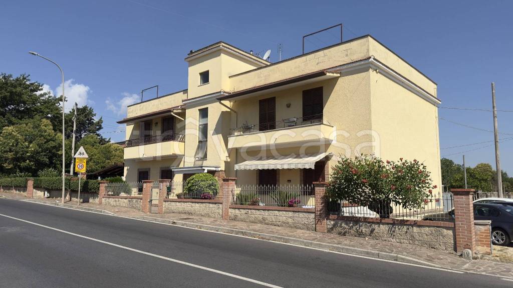 appartamento in vendita a Latina in zona Acciarella