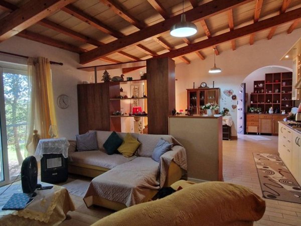 casa indipendente in vendita a Latina in zona Borgo Piave
