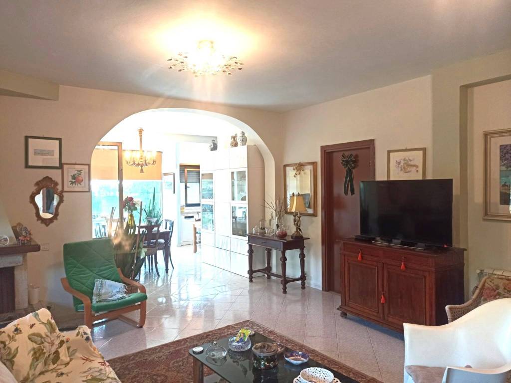 casa indipendente in vendita a Latina in zona Borgo Podgora