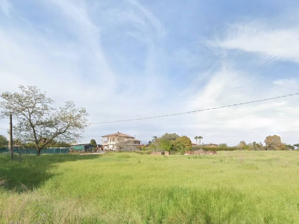 terreno agricolo in vendita a Latina in zona Fogliano