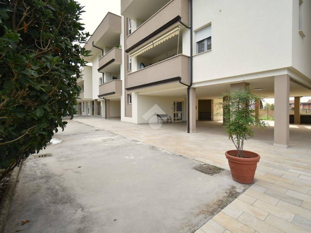 appartamento in vendita a Latina in zona Borgo Carso