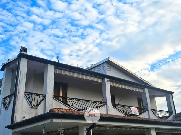 appartamento in vendita a Latina in zona Borgo Montello