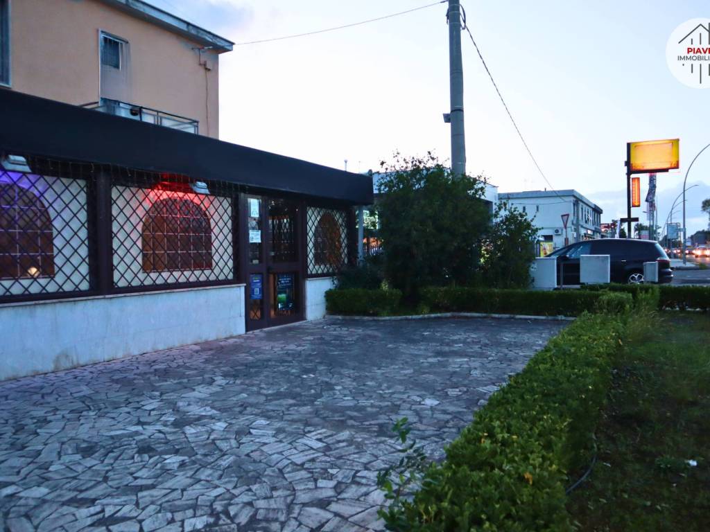 intera palazzina in vendita a Latina in zona Borgo Piave