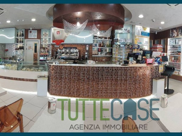 negozio in vendita a Latina in zona Centro Città