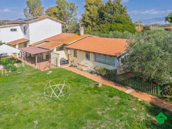 casa indipendente in vendita a Latina