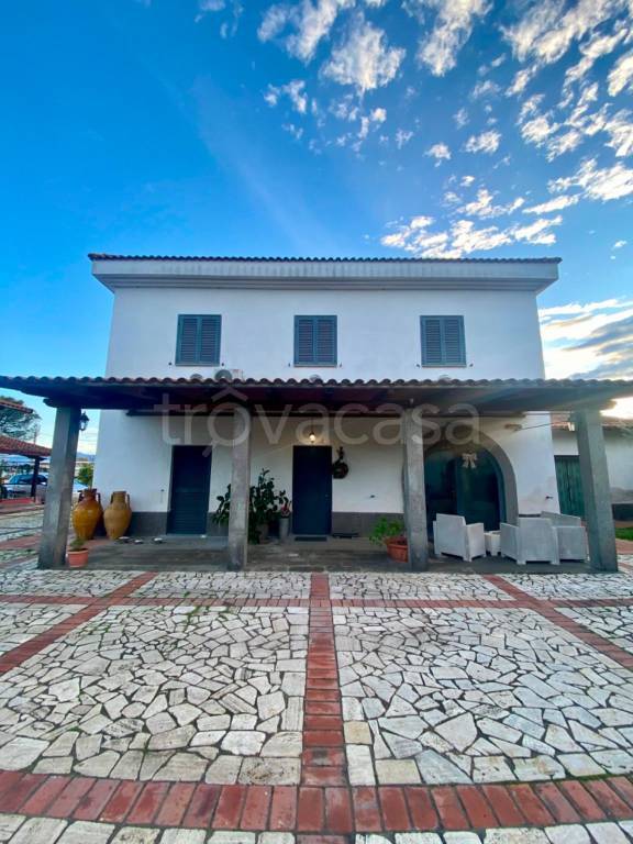 casa indipendente in vendita a Latina in zona Borgo Piave