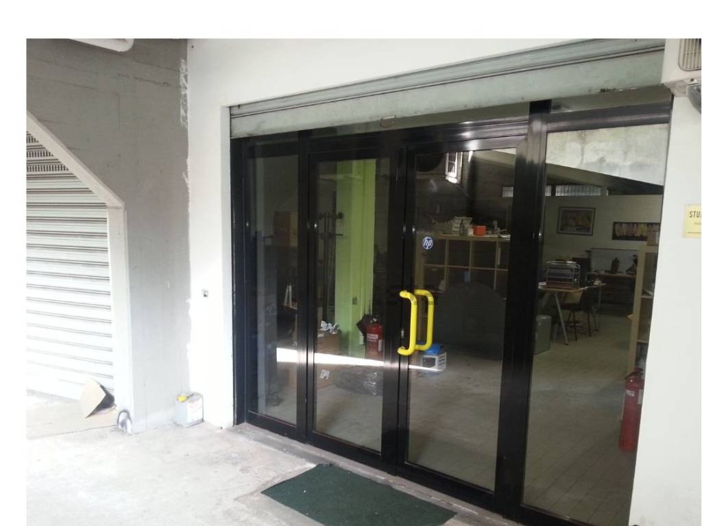 negozio in vendita a Latina in zona Centro Città