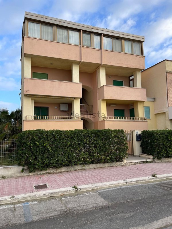 appartamento in vendita a Latina in zona Foce Verde